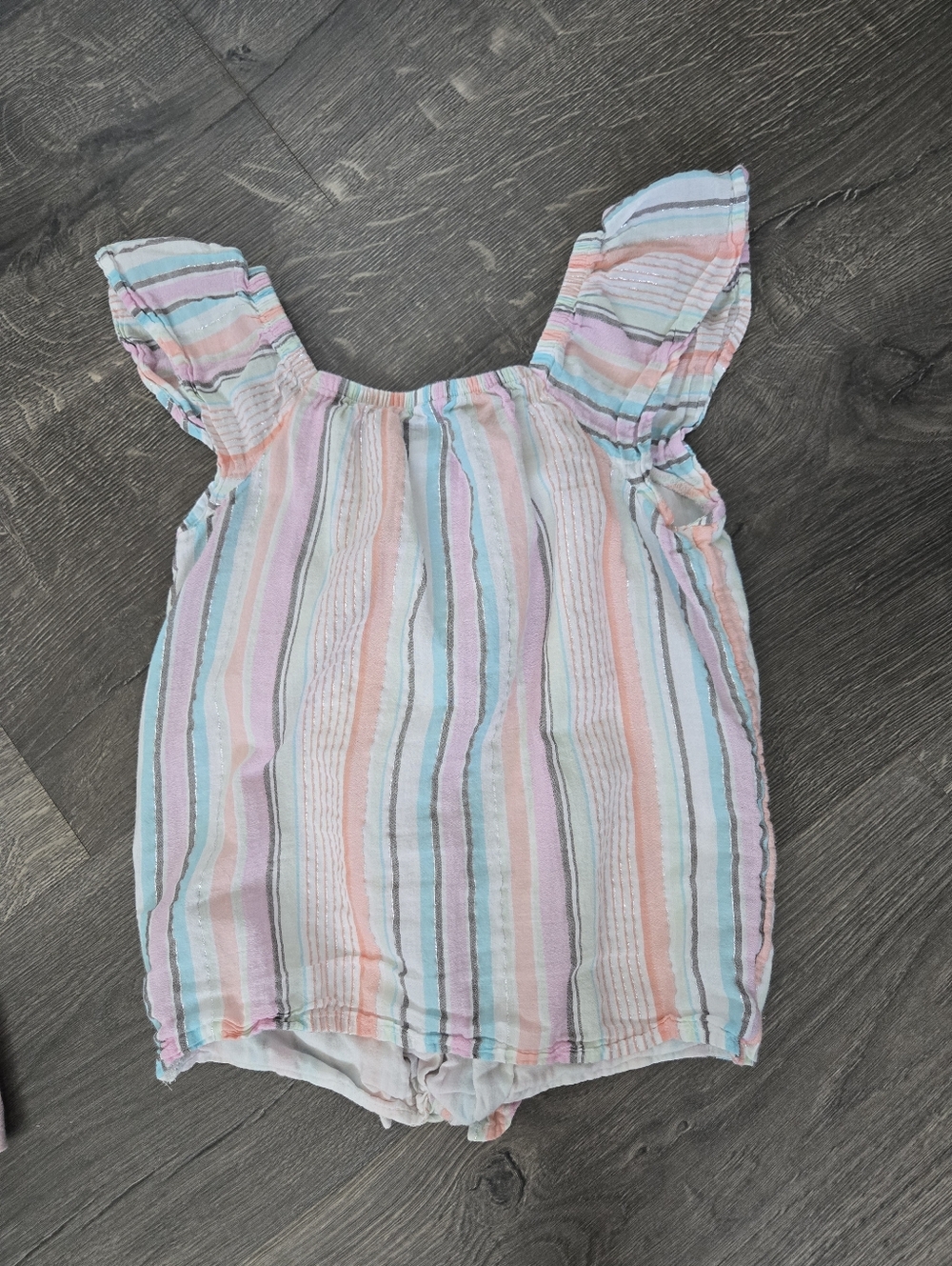 Girls Tops - Picture 8 of 8